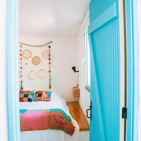 Just Like - Casa Do Guimbra * Каминья